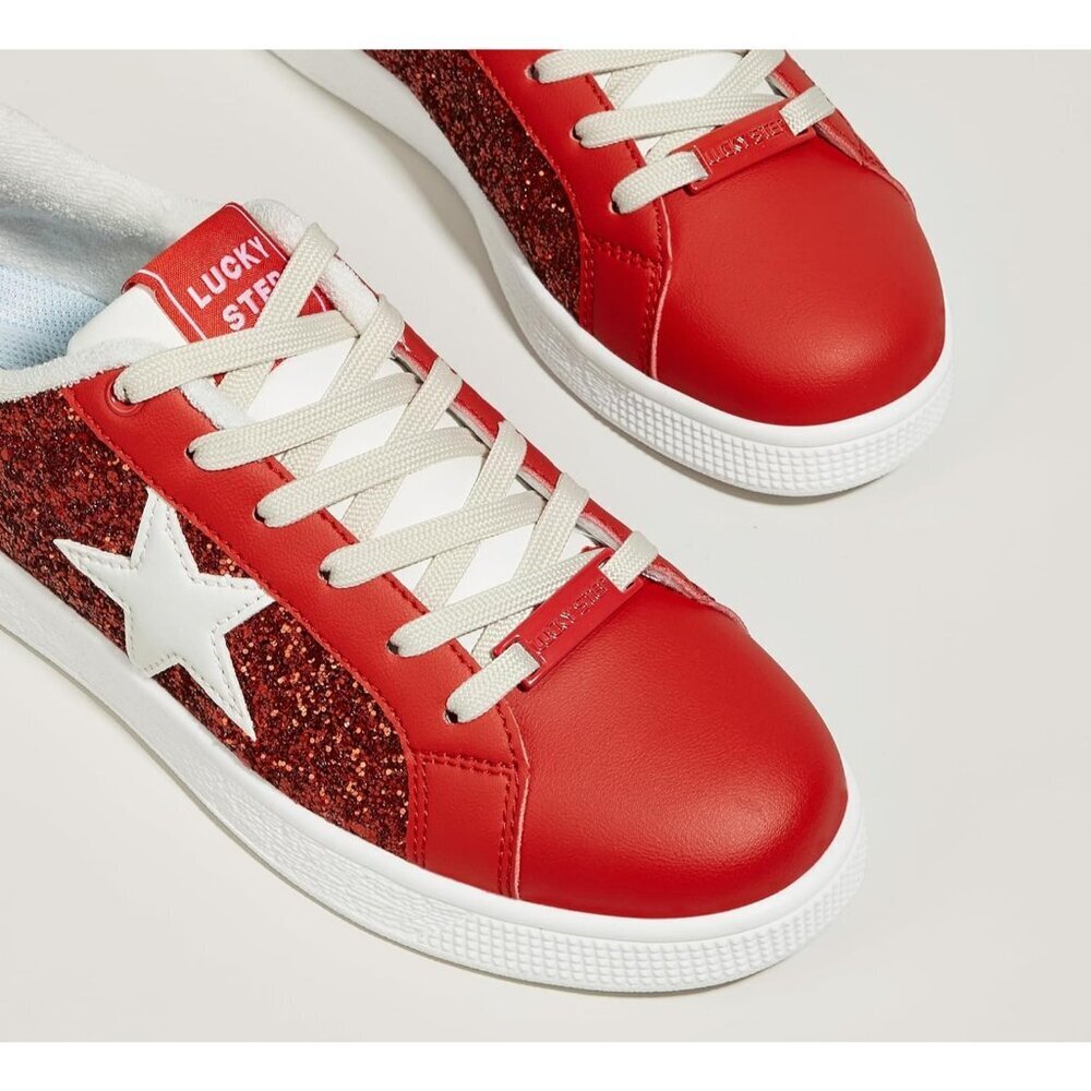 Women's Red Fashion Star Sneaker Lace Up Low Top Comfortable Cushioned Shoes - Picture 6 of 9